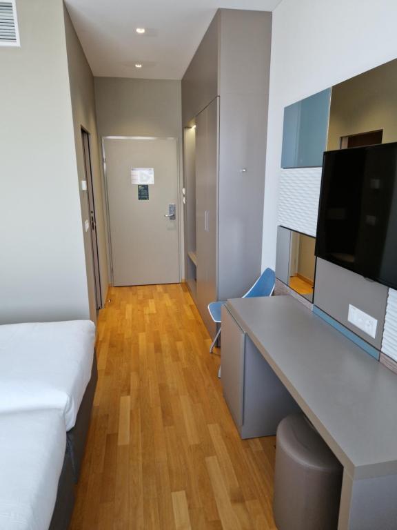 B&B Hotel Lausanne Crissier Dış mekan fotoğraf